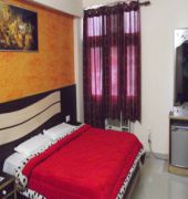 Hotel Suvidha Deluxe Haridwār Exterior foto
